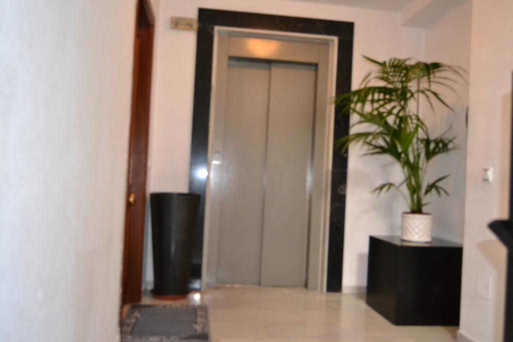 Hostal Gonzalez Marbella Dış mekan fotoğraf
